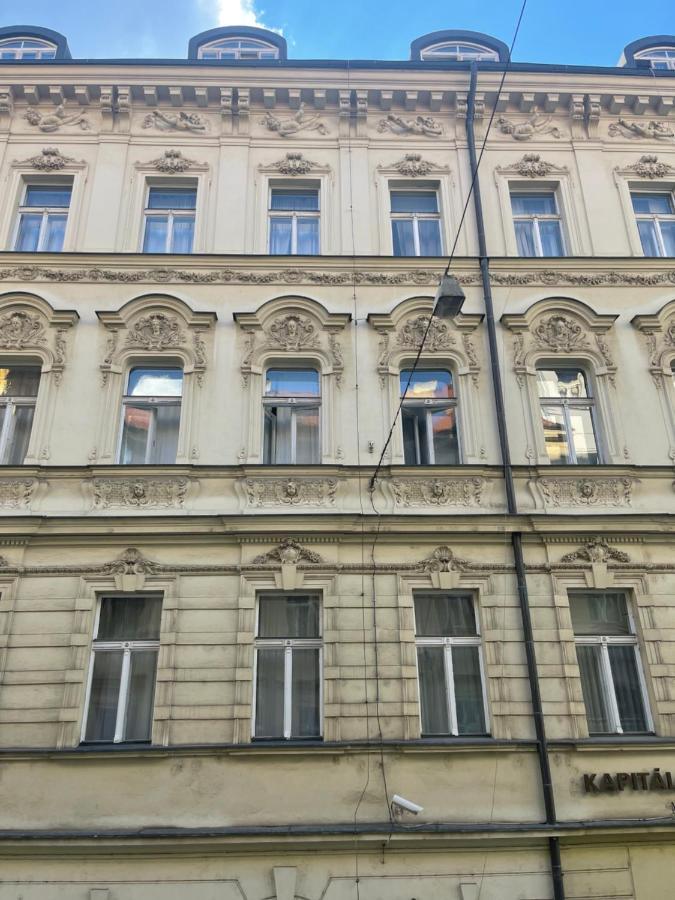 Free Days Luxury Apartment Prague Exterior photo